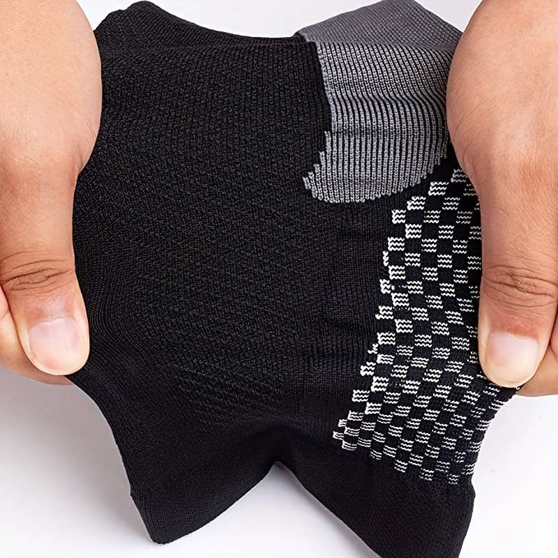 1 Pair White Size XL Socks