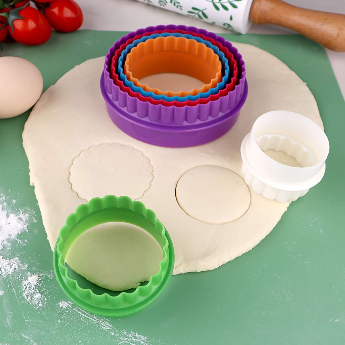 6pcs Round Colorful Plastic Cookie Molds Cookie Cake Molds Bread Cake Mousse Shaping Tools Em