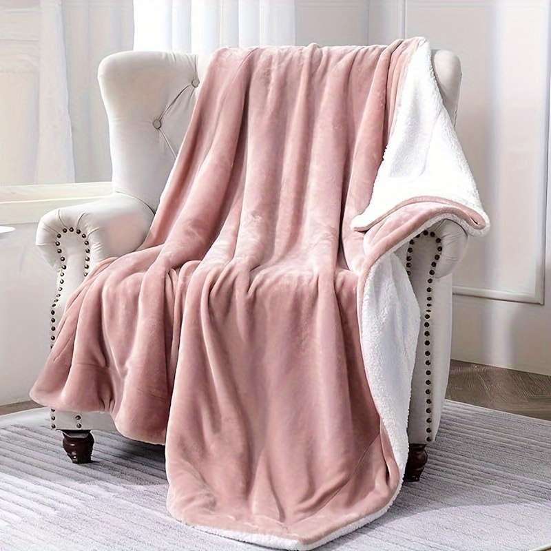 Blanket Color Green size 152.4x203.2cm