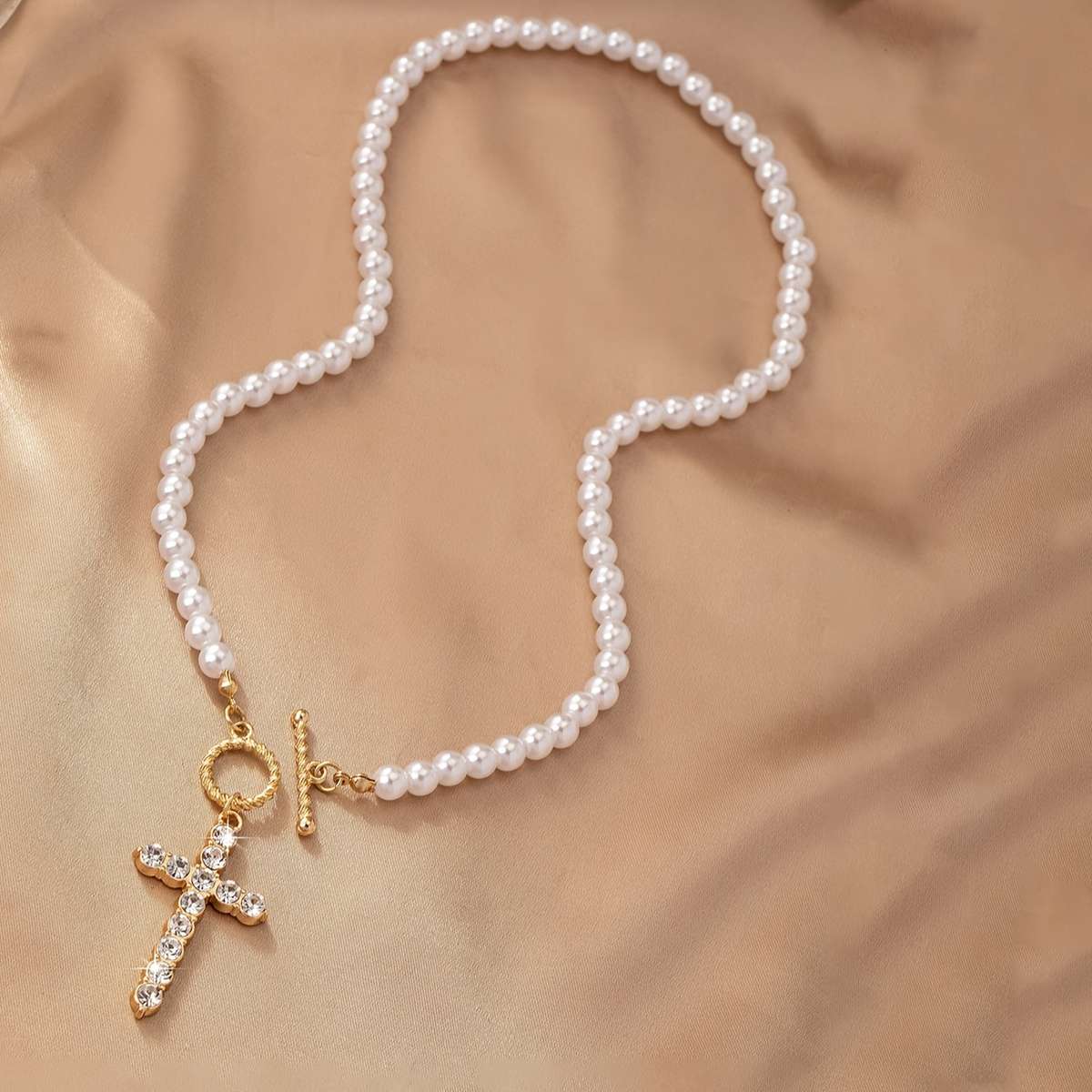 1 Piece White Jesus Theme Pendant