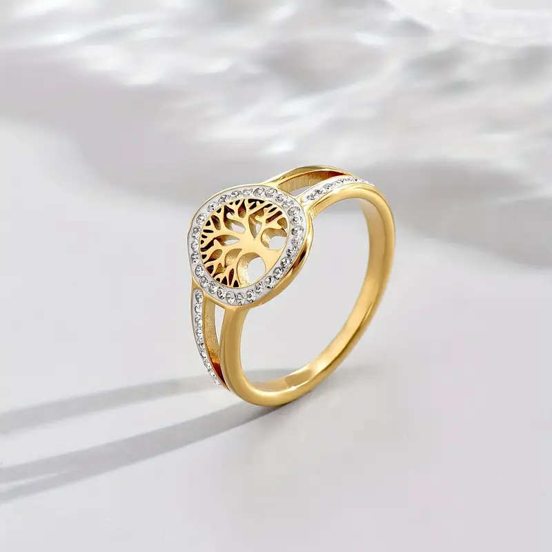 Trendy Ring With Tree Pattern