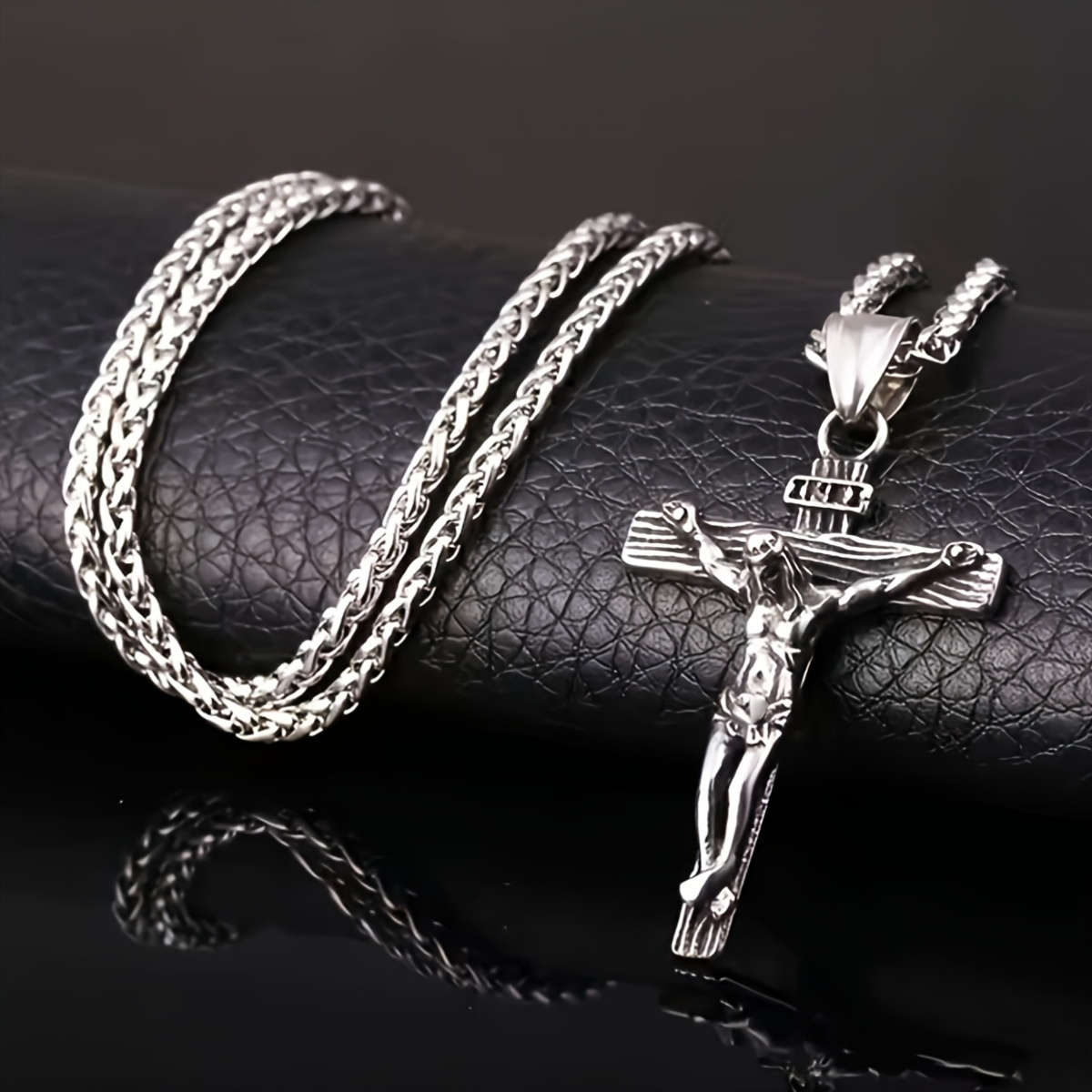 1 Piece Silvery Jesus Theme Pendant