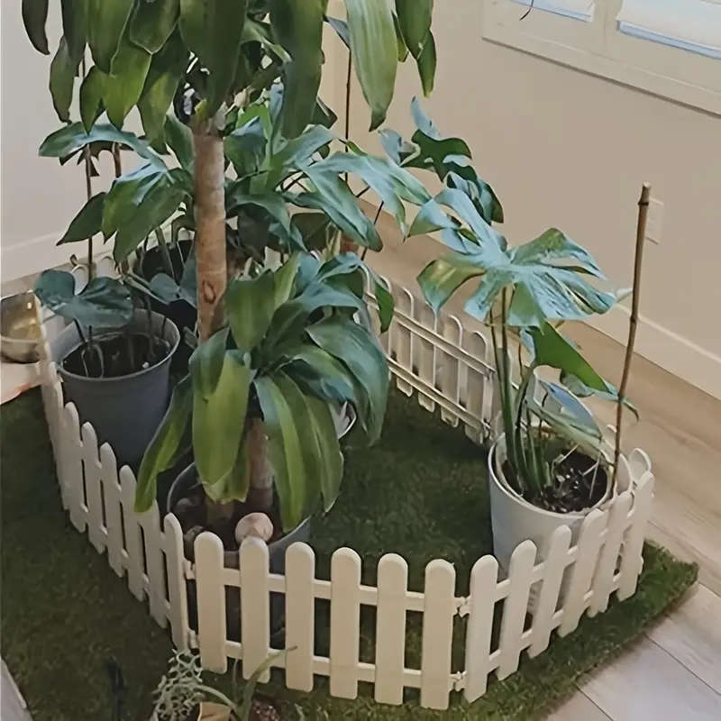 10 White Plastic Fence Panels