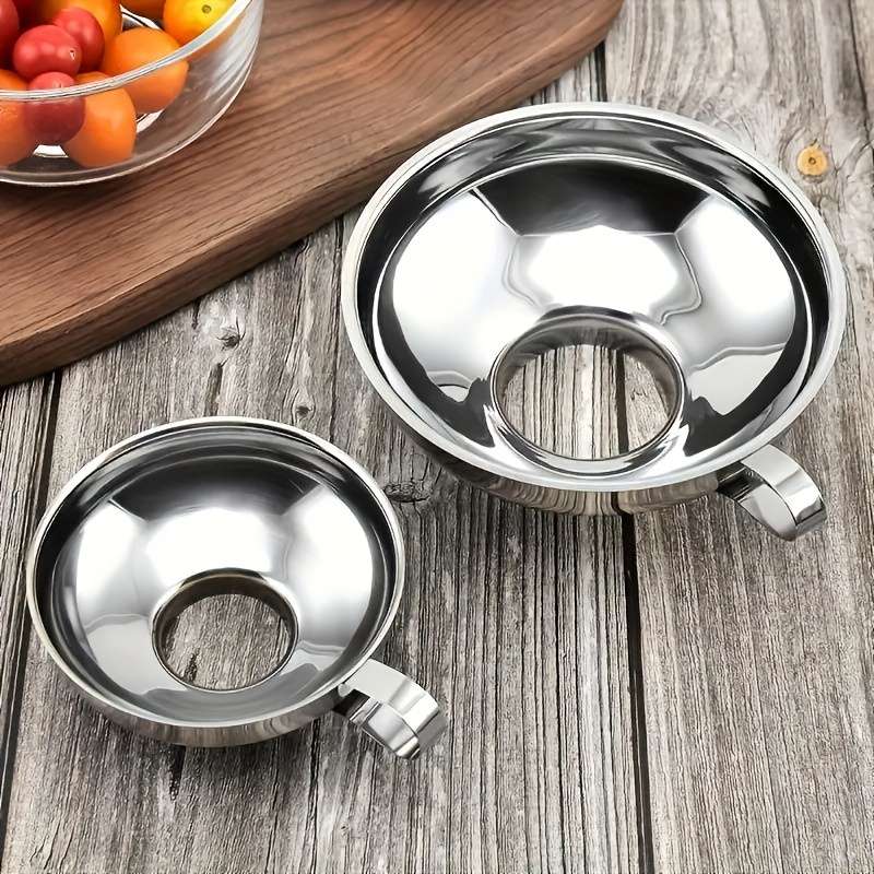 1pc Stainless Steel Kitchen Funnel with Handle Wide Mouth Regular Size Food-Grade Metal fo
