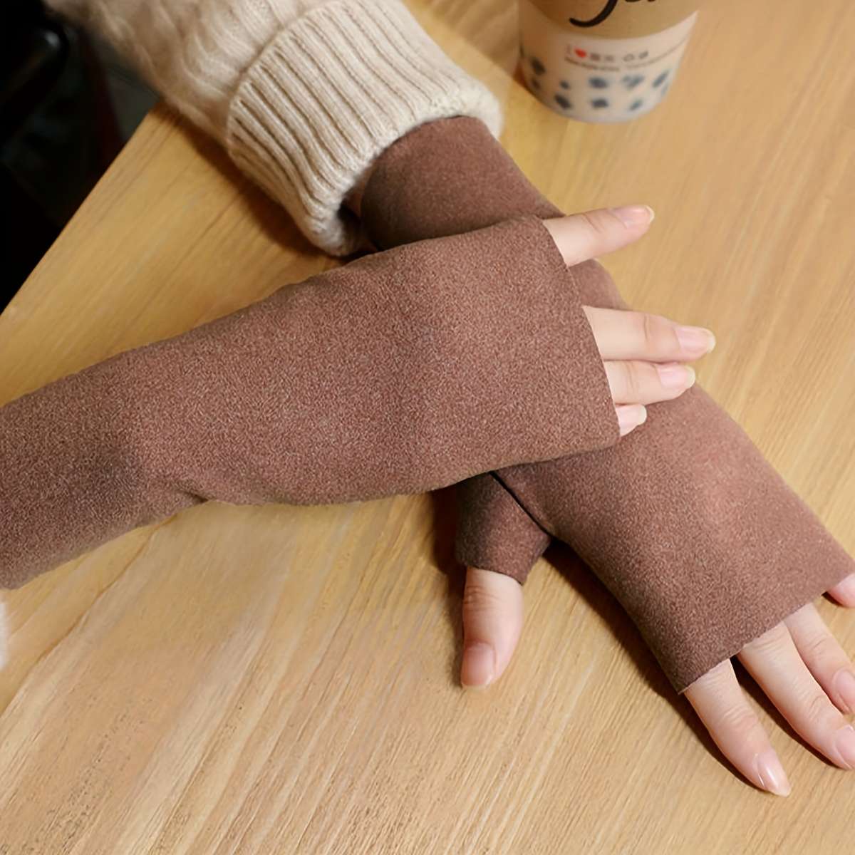 1 Pair Coffee Color One Size Warm Gloves
