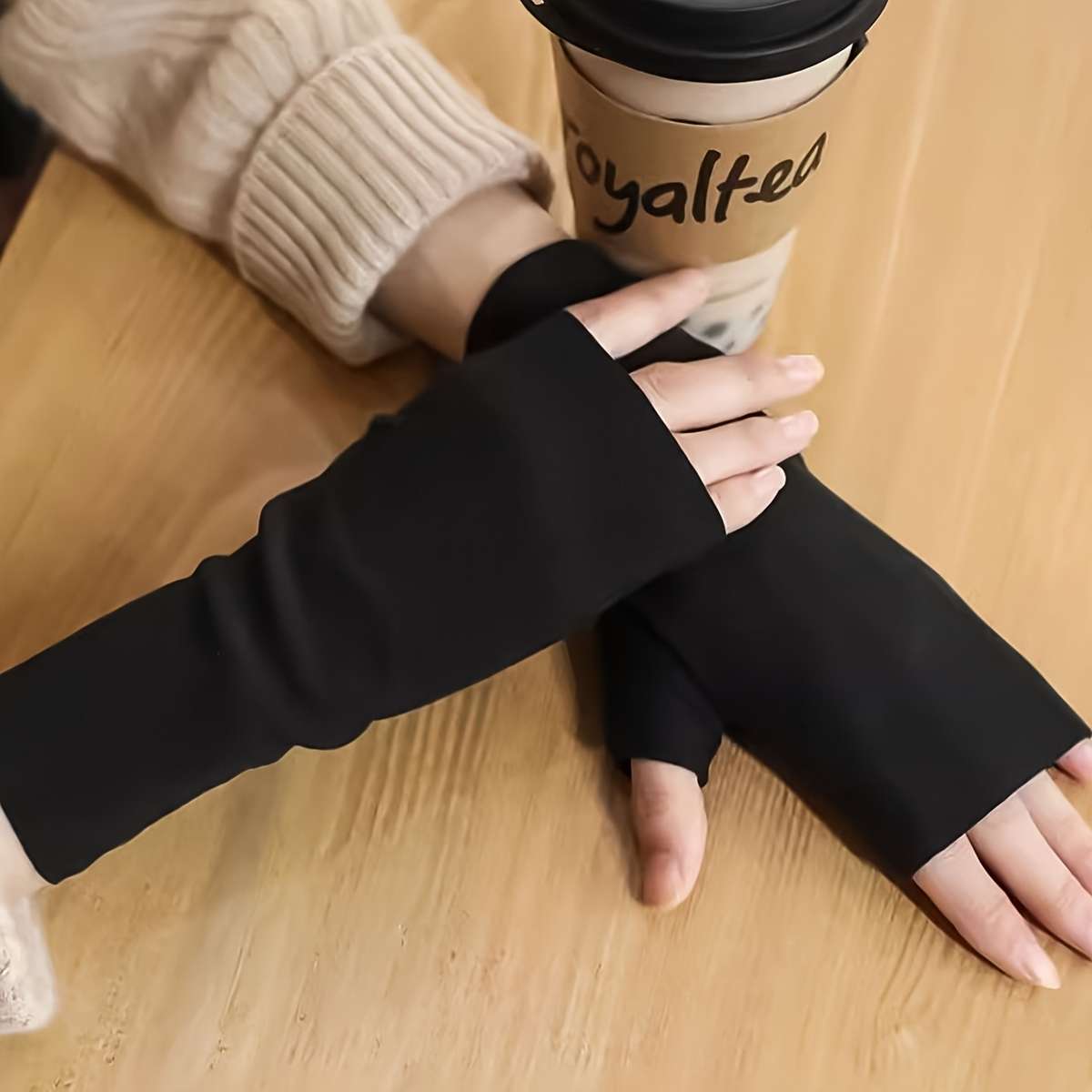 1 Pair Coffee Color One Size Warm Gloves