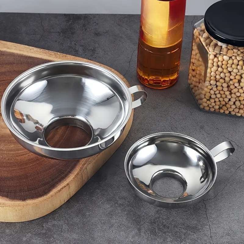 1pc Stainless Steel Kitchen Funnel with Handle Wide Mouth Regular Size Food-Grade Metal fo