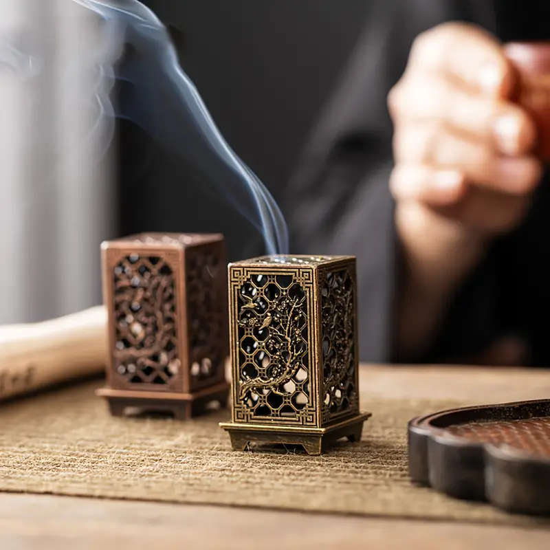 1 Elegant Metal Incense Burner