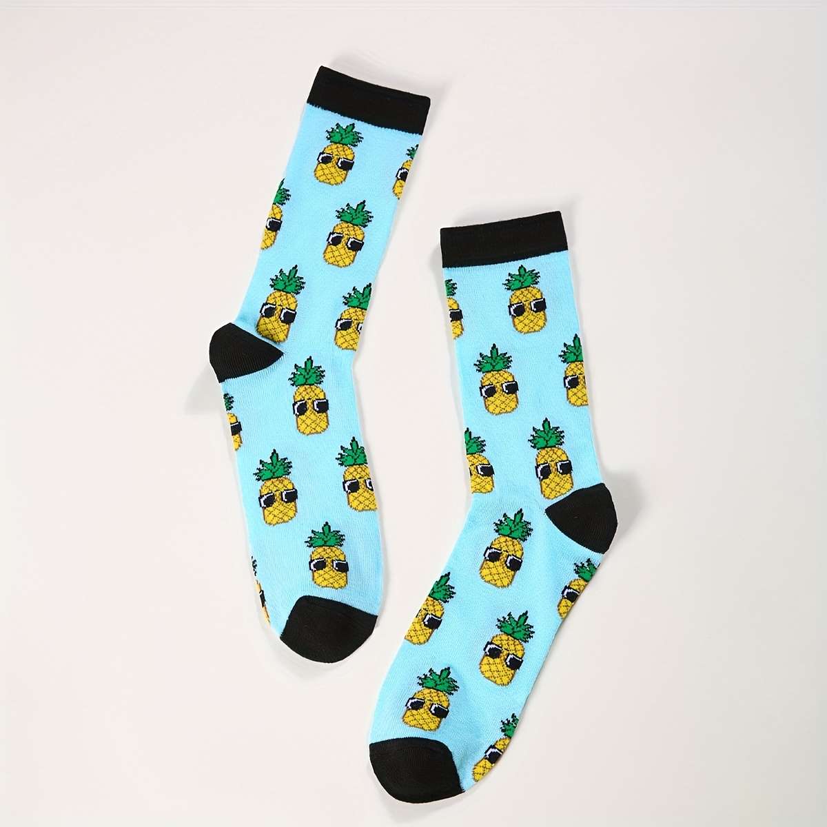 1 Pair  One Size Socks