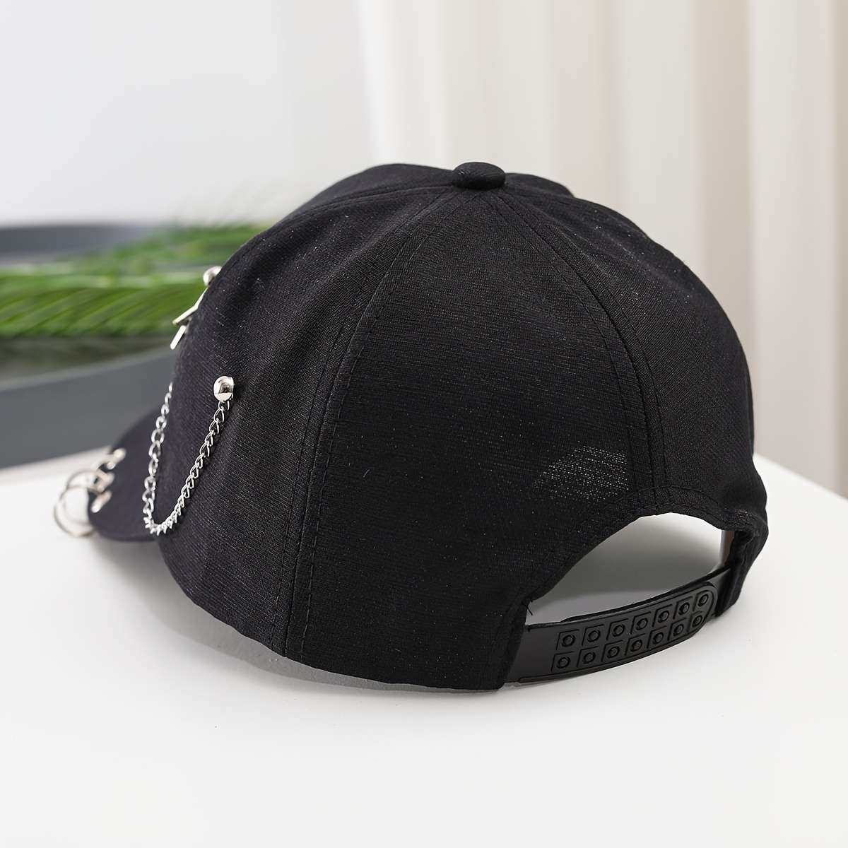 Women'S Baseball Cap With Star Pendant Casual Adjustable Sun Hat With Chain Accents Versatile
