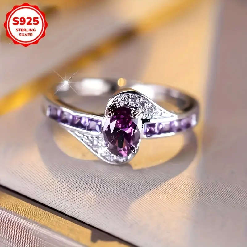 925 Silver Elegant Ring Adorned with Sparkling Cubic Synthetic Zirconia
