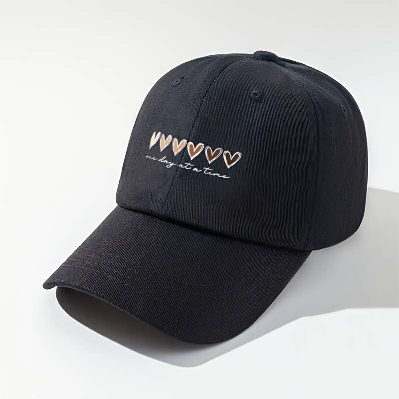 Heart Printed Baseball Cap Breathable Adjustable Golf Hat with Curved Brim Summer Fashion Sun