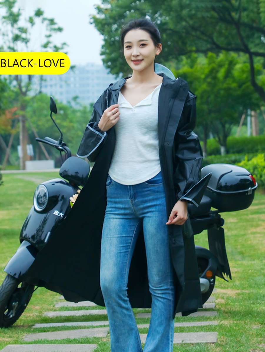 Raincoat Black Size M
