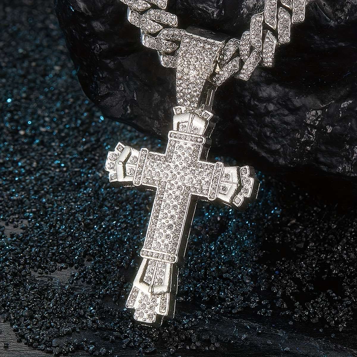 1 Piece Silvery Jesus Theme Pendant