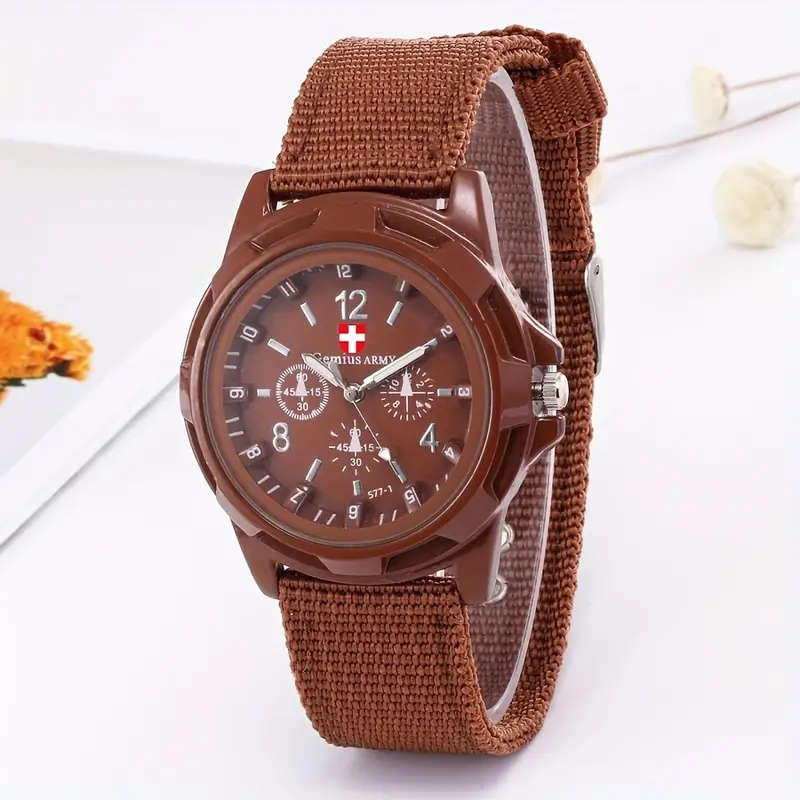 Men's Pointer Casual Style Nylon Strap Quartz Watch