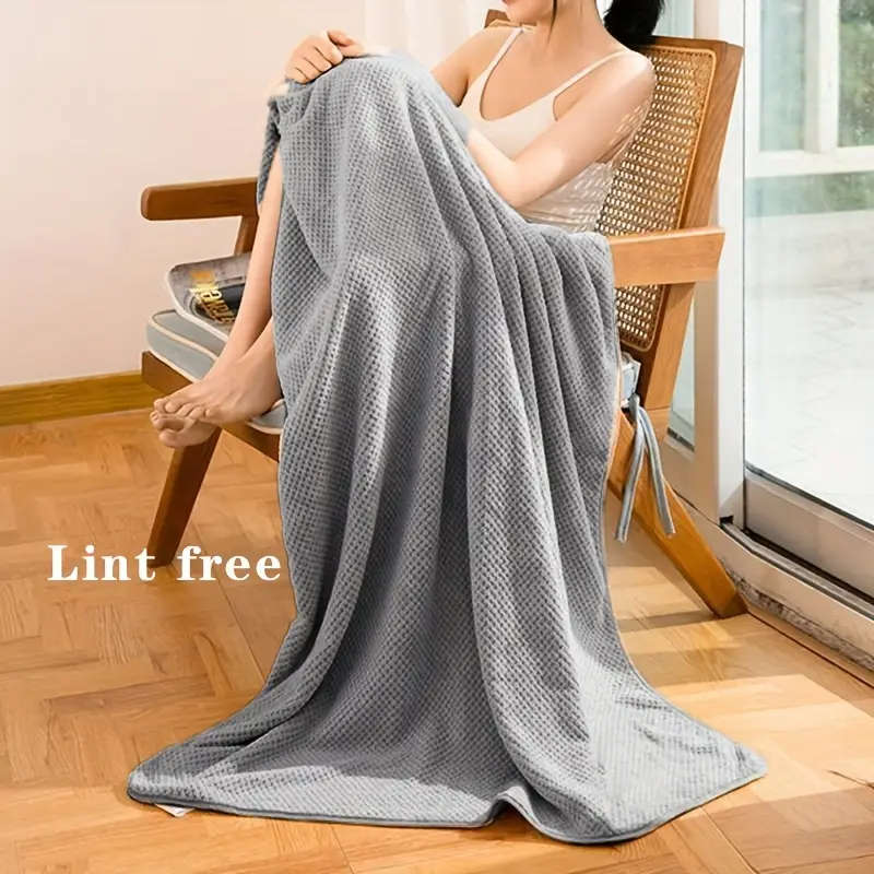 1-Pack Solid Color Bath Towel