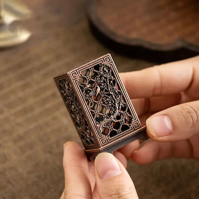 1 Elegant Metal Incense Burner