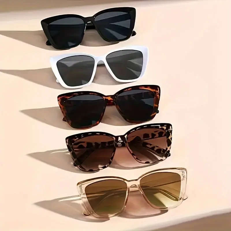 5 Piece Woman Sunglasses, Assorted Colours