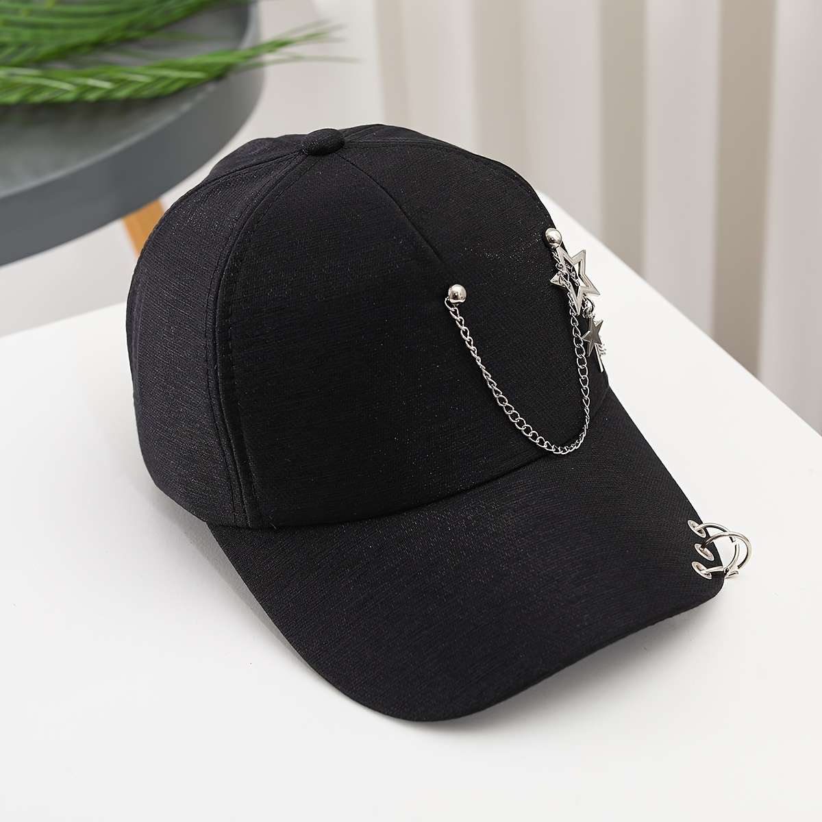 Women'S Baseball Cap With Star Pendant Casual Adjustable Sun Hat With Chain Accents Versatile
