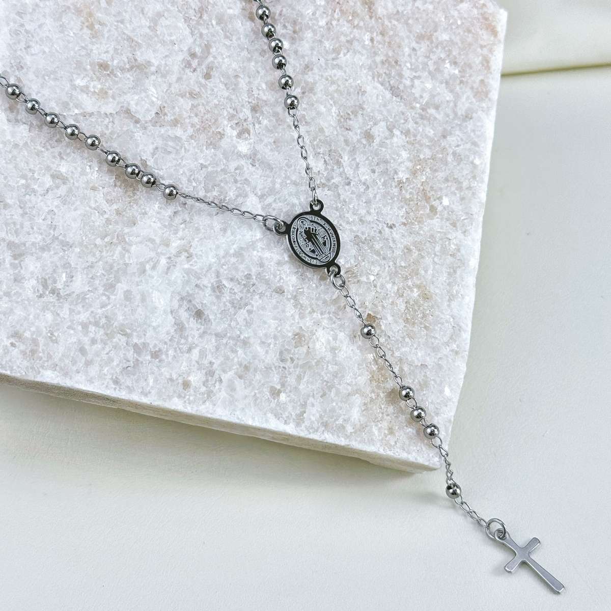 1 Piece Golden Add Silvery Jesus Theme Pendant