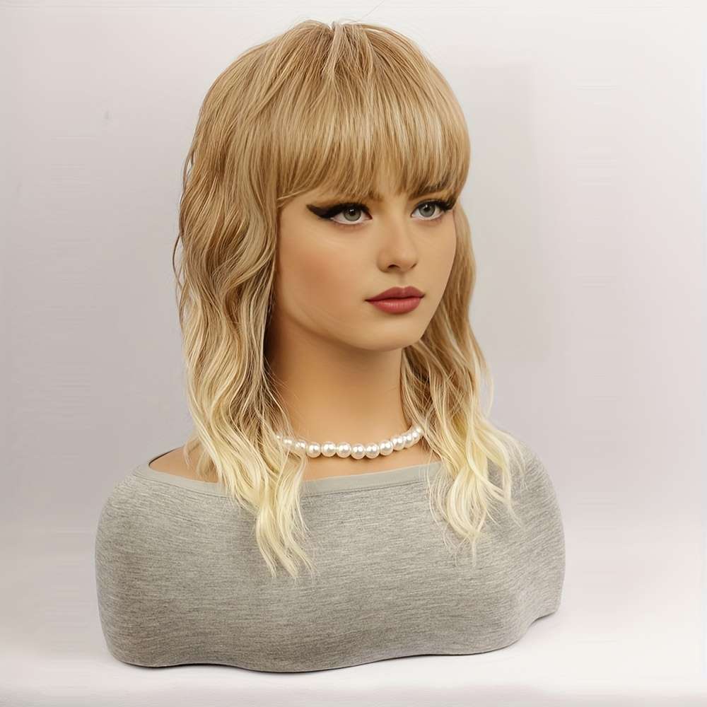 1Pc Dark Blonde To Light Blonde 40.64cm Fashion Design Wig