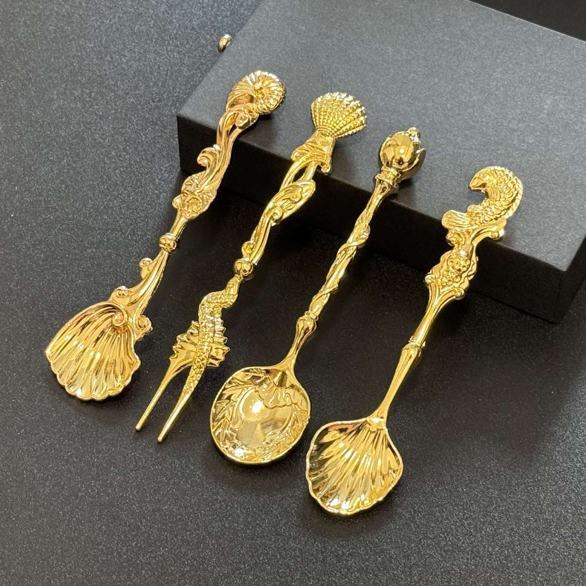 4pc Gorgeous Vintage Style Cake Ice Cream Coffee Spoon Fork Set Perfect For Outdoor Dessert T