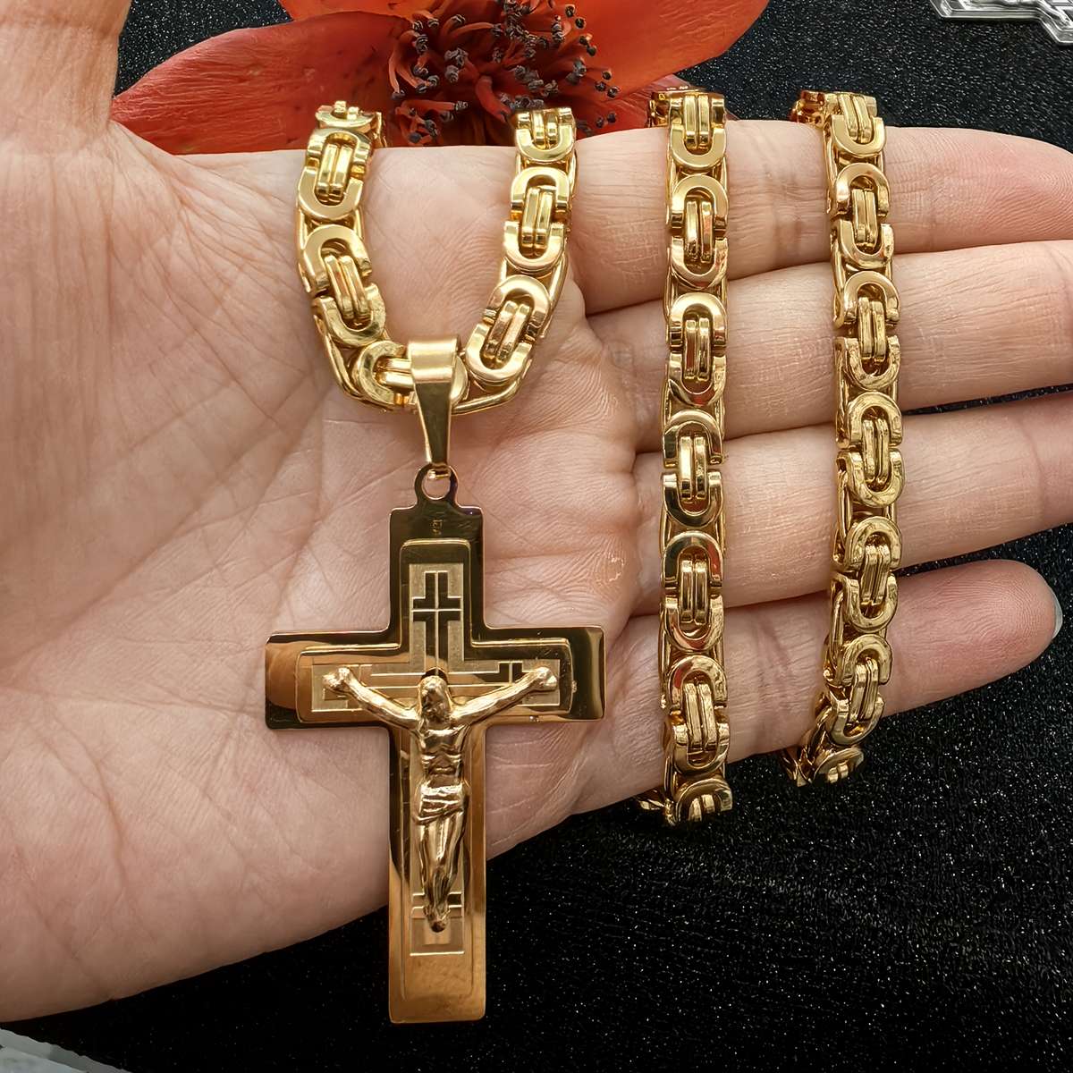 1 Piece Golden Jesus Theme Pendant
