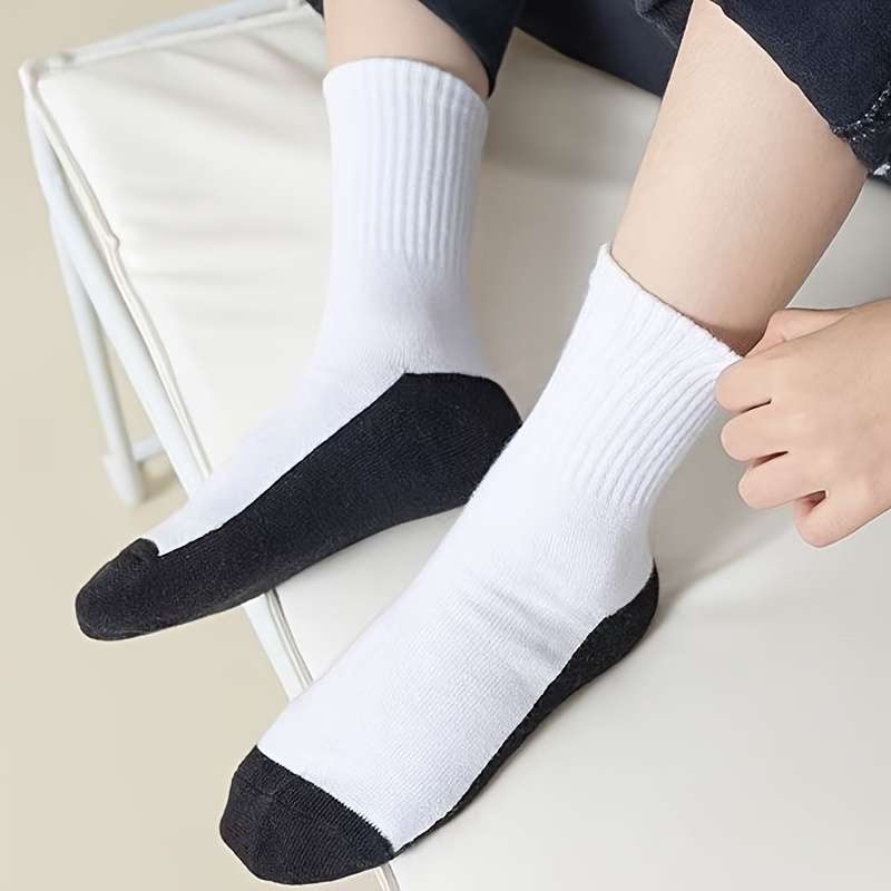 5 Pairs Black And White Base Color One Size High Elastic Socks