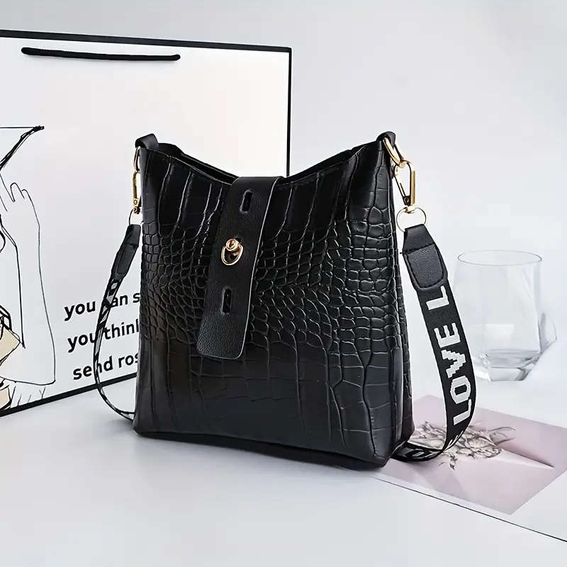 Crocodile pattern Women's crossbody bag