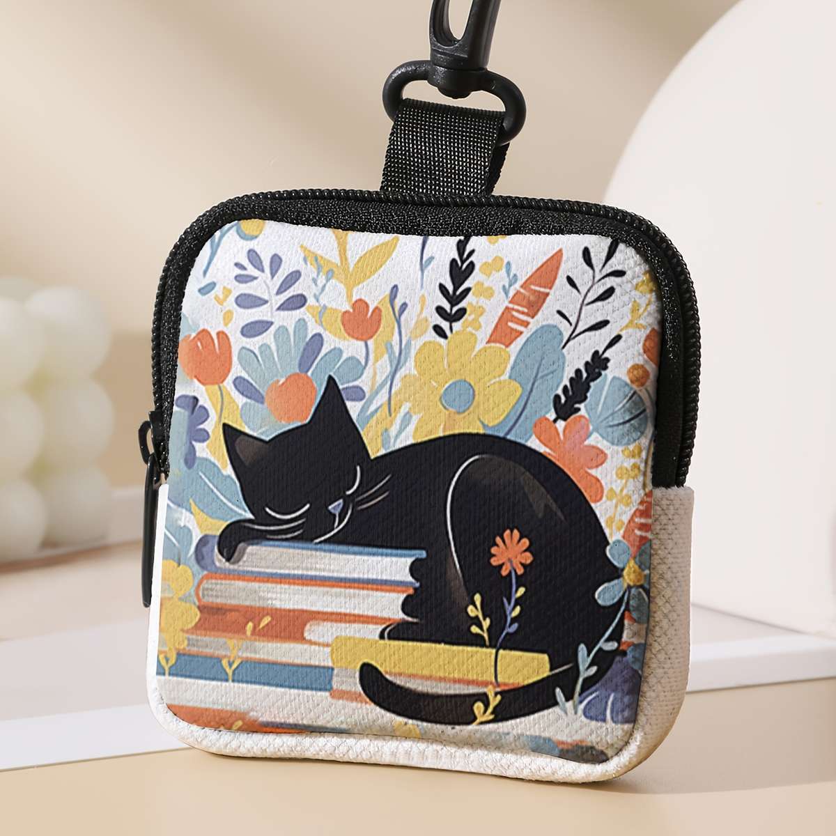 Contemporary Polyester Coin Wallet With Sleeping Cat Books Design Large Capacity Zippere