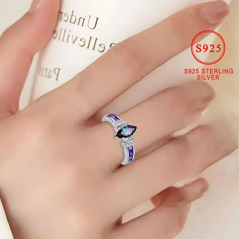 925 Silver Horse-Shaped Colorful Cubic Synthetic Zirconia Ring
