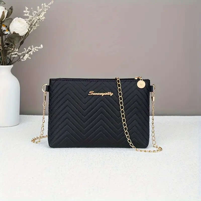 Women's Clutch with Chain Strap - Versatile Crossbody Bag