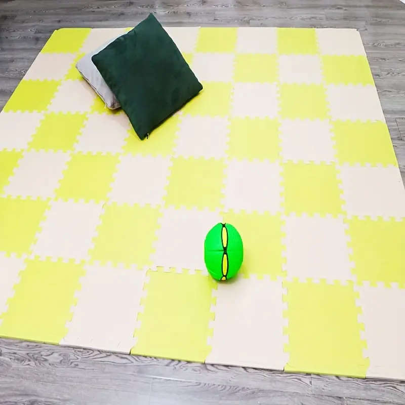 14 Square Foam Tiles