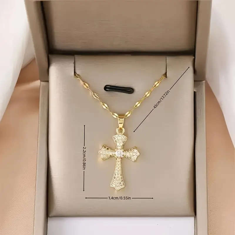18K Gold-Plated Cross Pendant Necklace with Rhinestone Embellishments