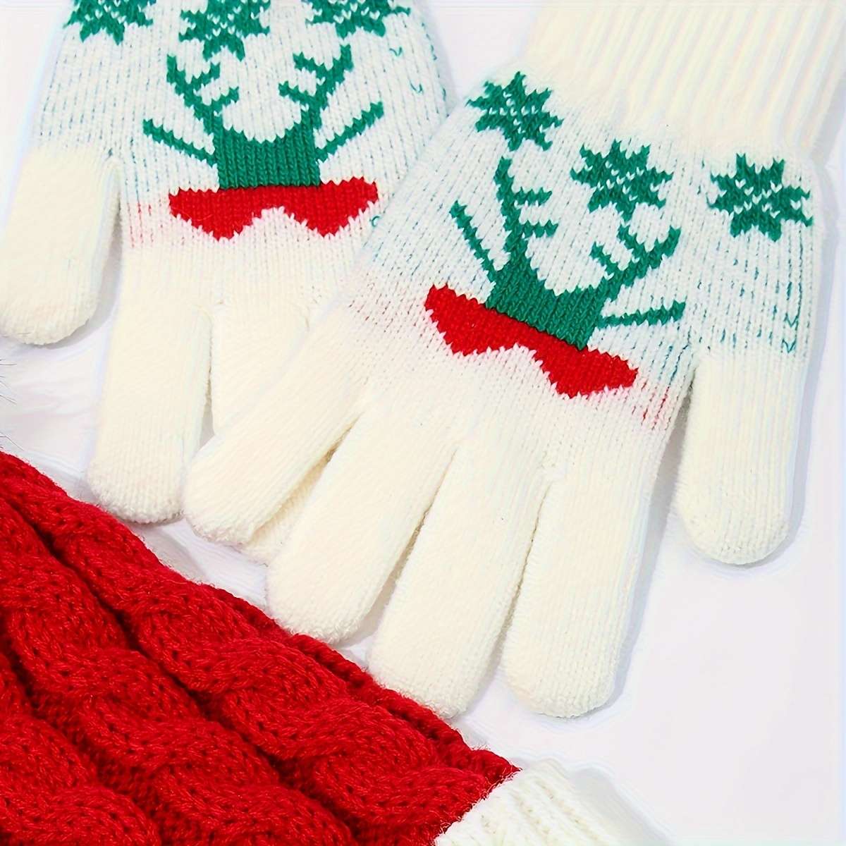 2 Pair Red Gloves One Size Warm Gloves