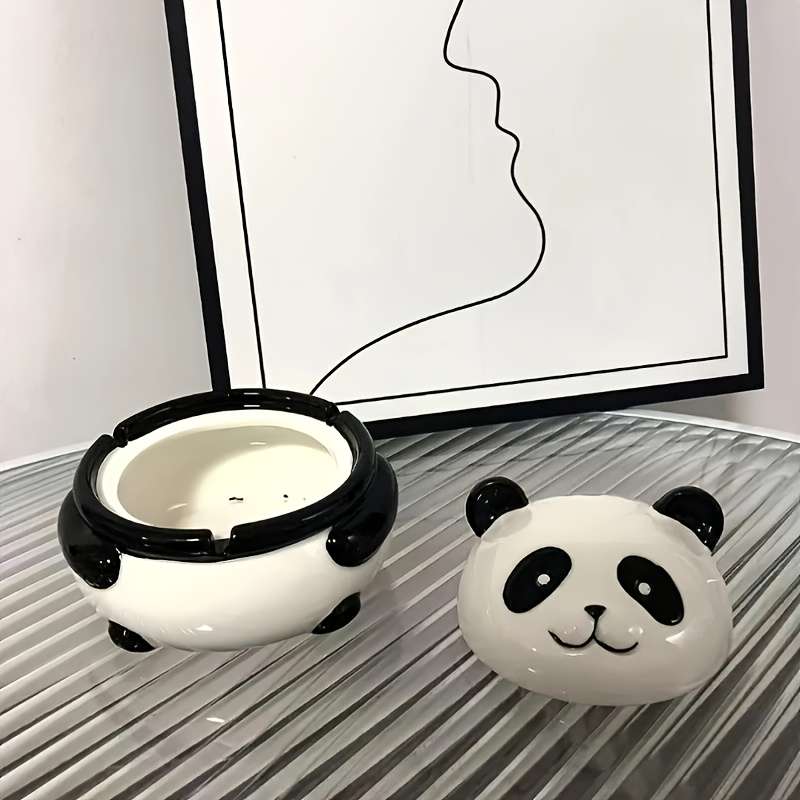 Adorable Panda-Shaped Ceramic Ashtray with Lid 12.7x12.7 cm Anti-Spill Design Perfect for D