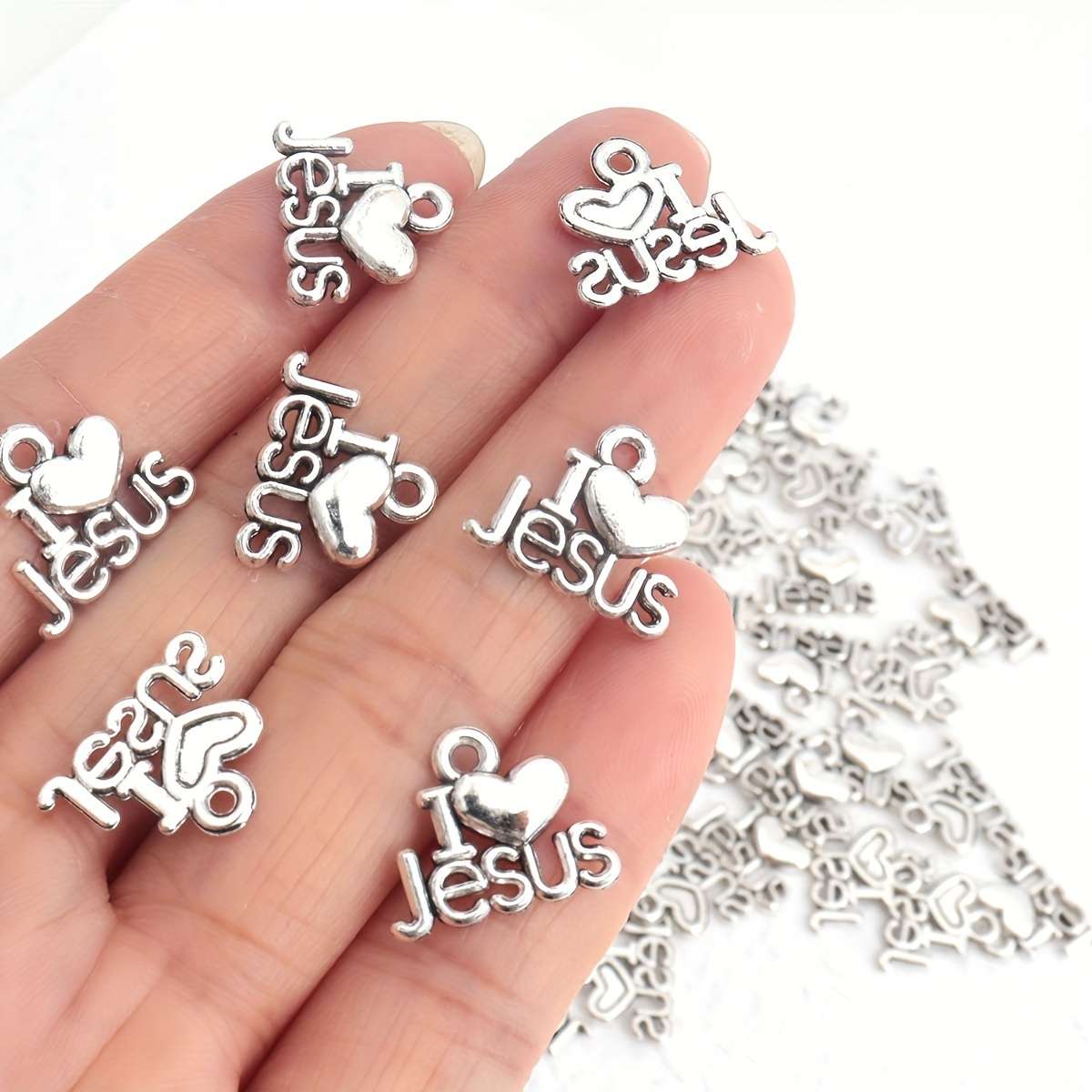 1 Piece Antique Silvery Jesus Theme Pendant