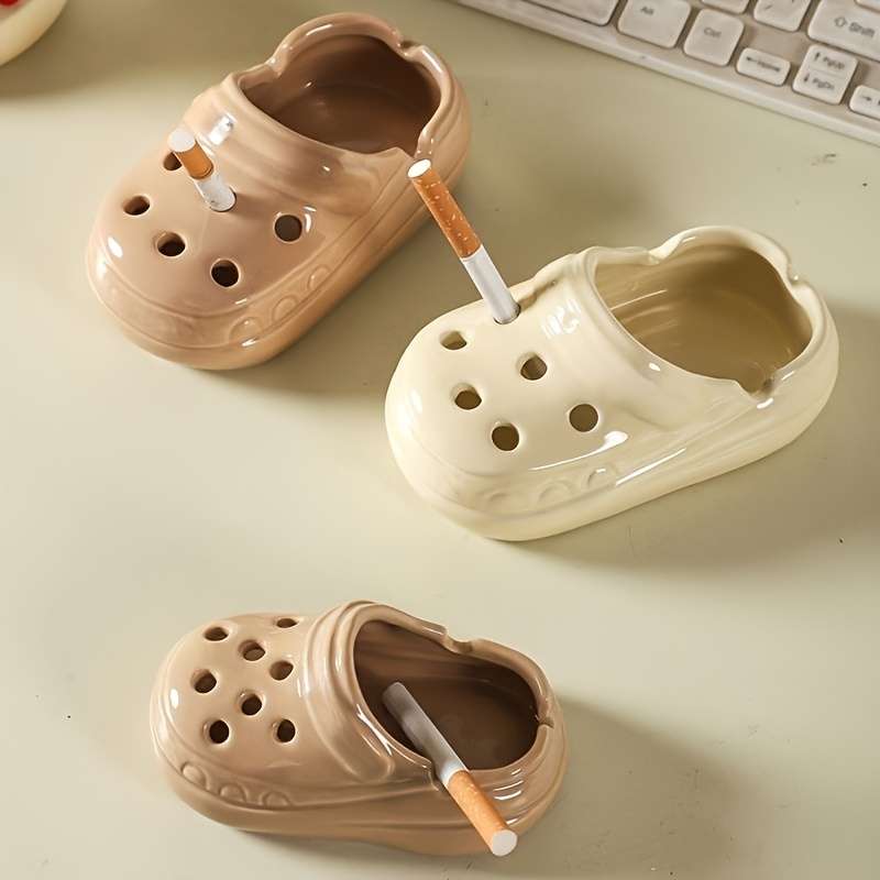 1pc Creative Ceramic Slippers Ashtray Fashionable Home Decor Practical and Gift