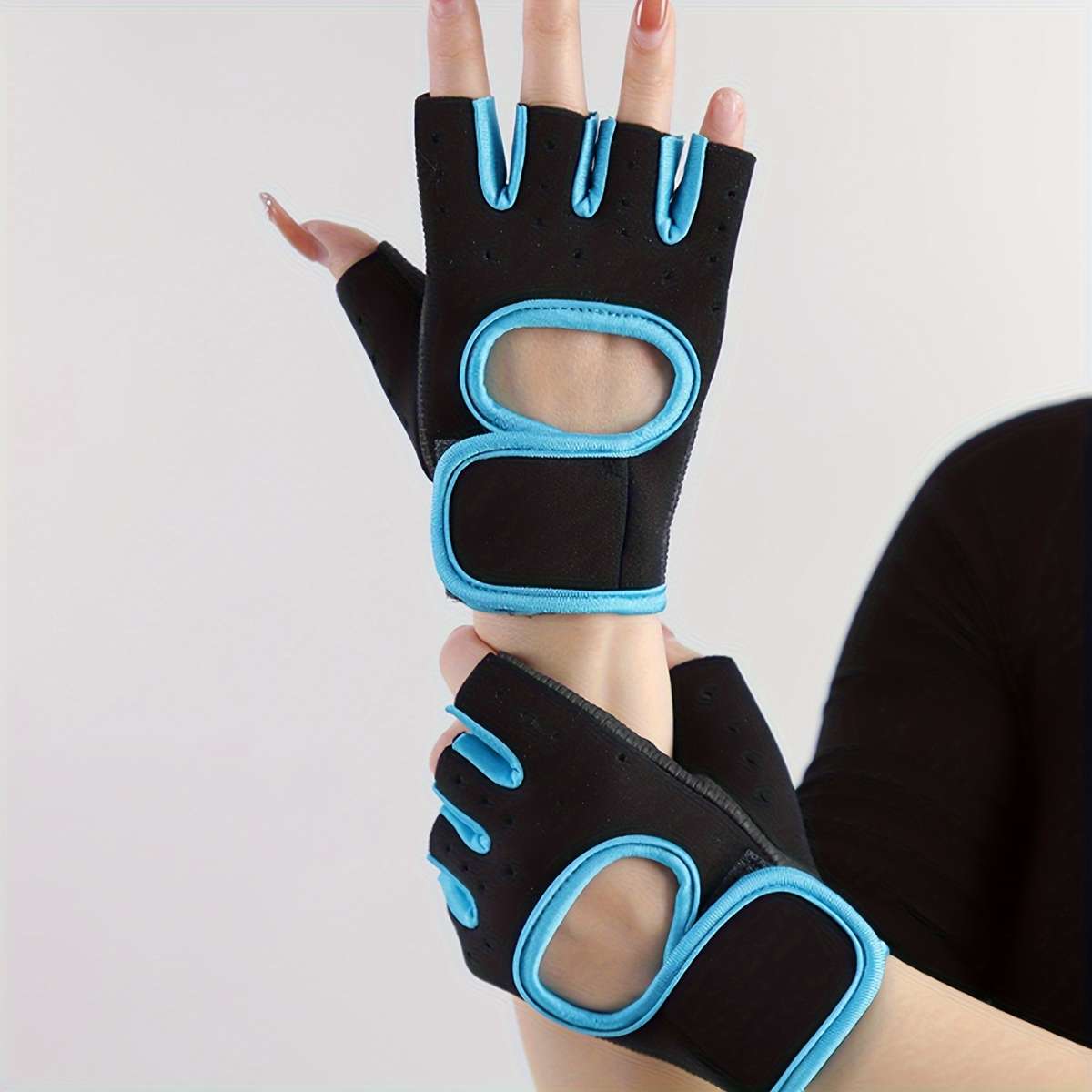 1 Pair Black Size M Outdoor Sports Gloves