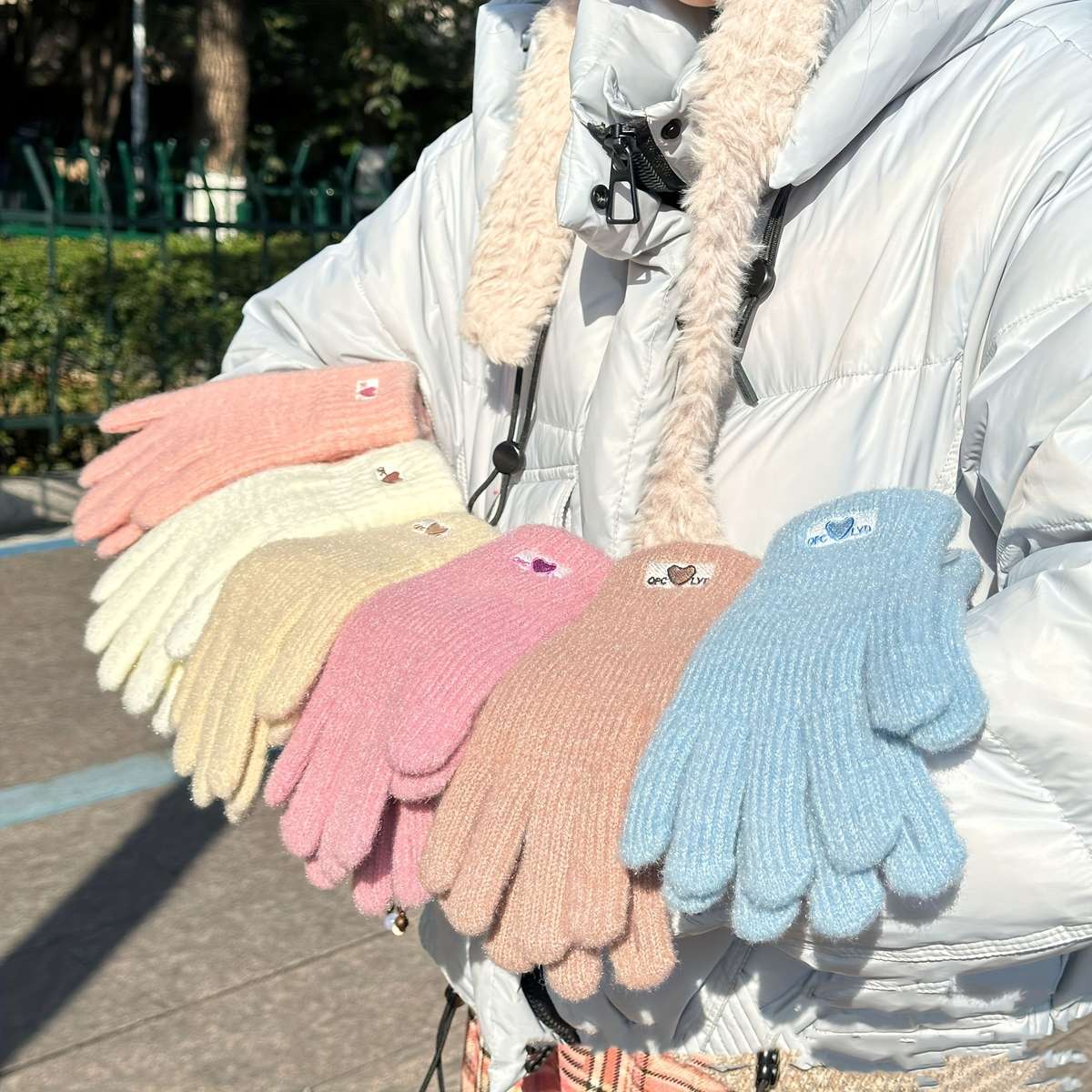 1 Pair White Warm Gloves