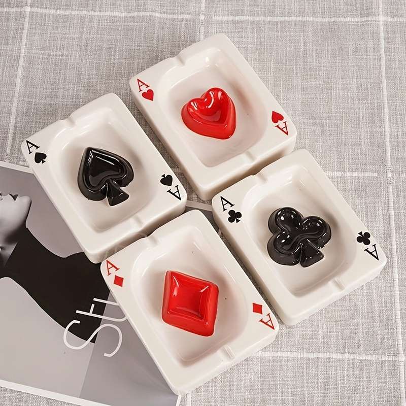 1pc Creative Poker Ceramic Ashtray Simple and Fashionable Ashtray Portable Home Office Desk Ashtr