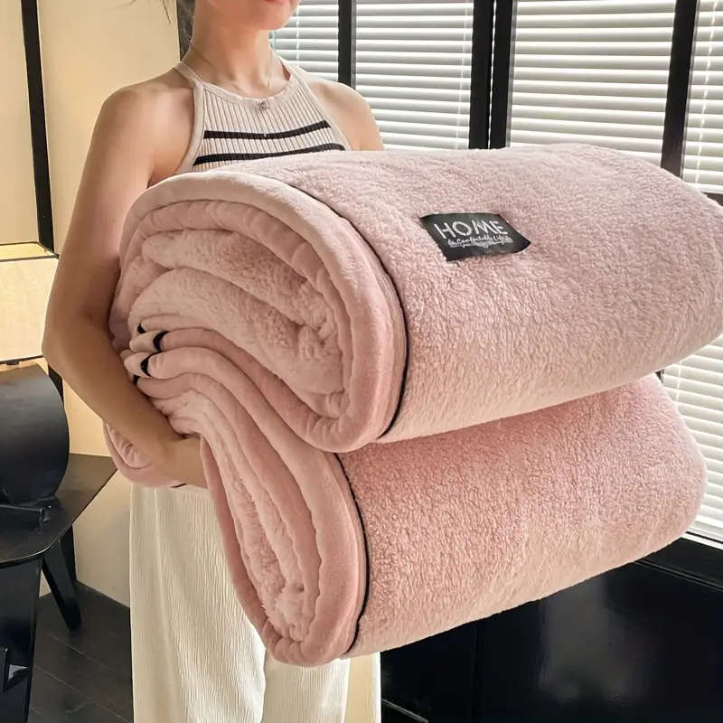 1 Piece Of Luxury Knitted Polyester Bed Blanket 120cm×200cm