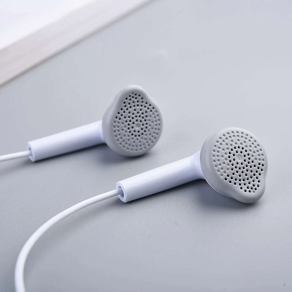 Earphone