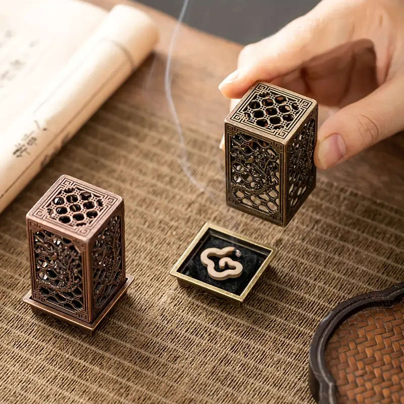 1 Elegant Metal Incense Burner
