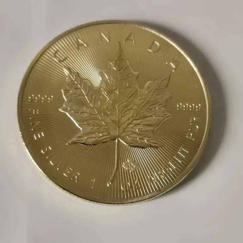 Maple Leaf Commemorative Coin Replica , 1oz Collectible