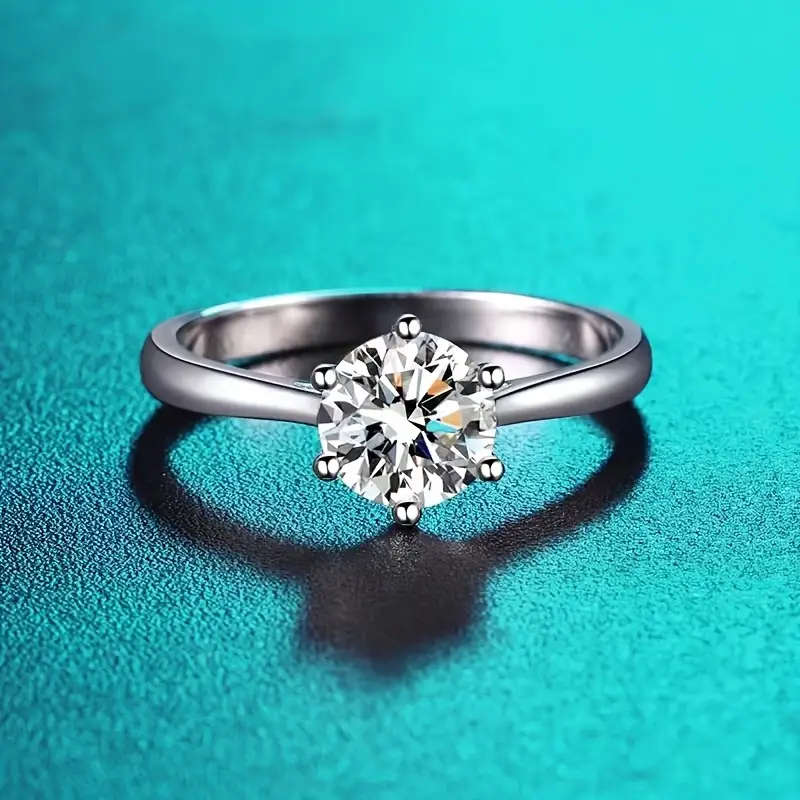 Women's Elegant Adjustable Ring with Sparkling Cubic Zirconia