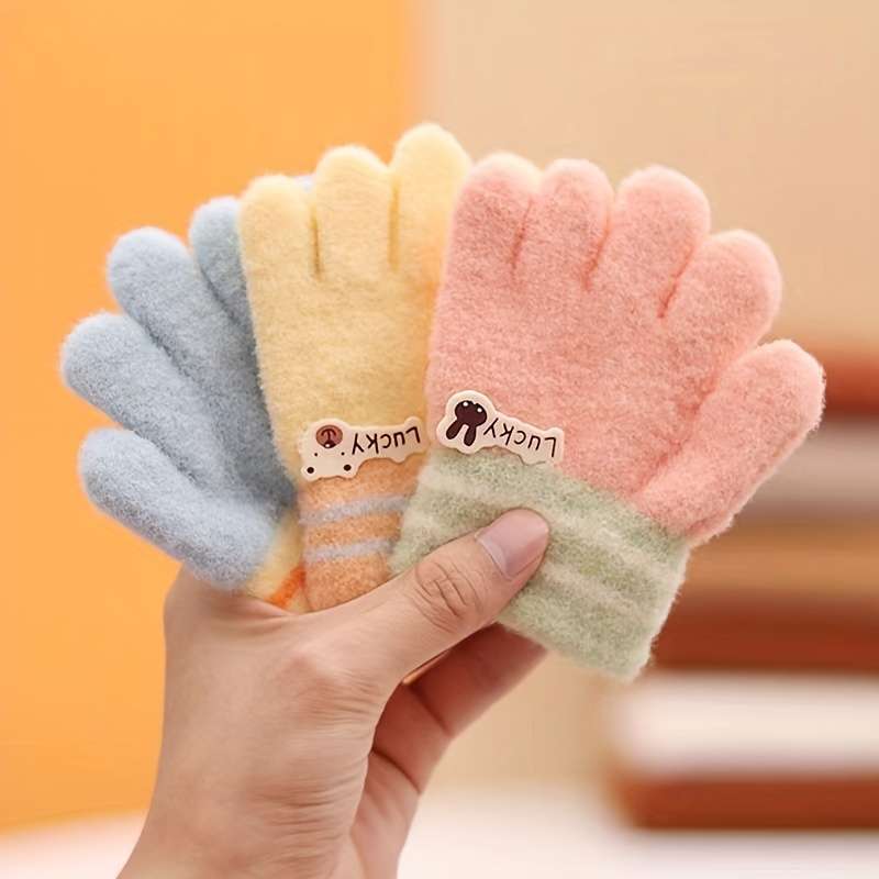 1 Pair Luck Khaki Warm Gloves