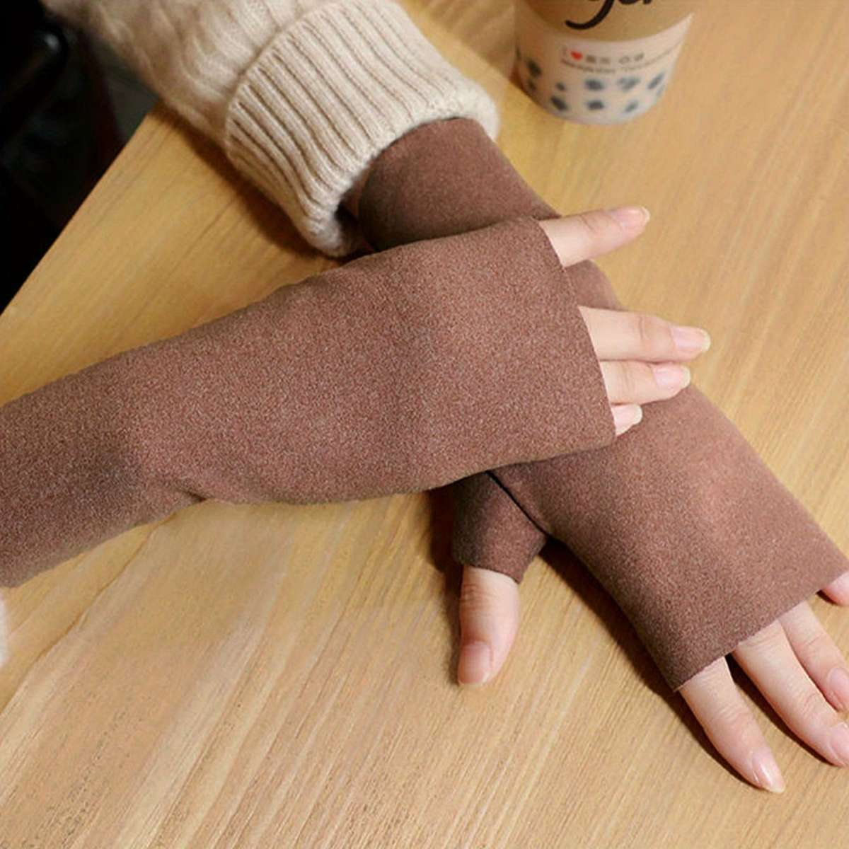 1 Pair Coffee Color One Size Warm Gloves