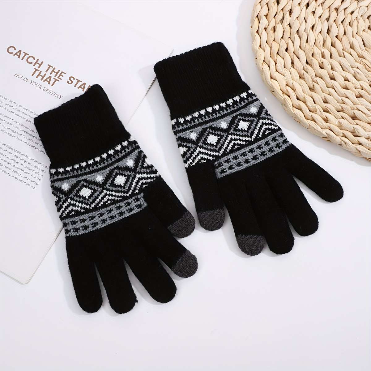 1 Pair Grey Warm Gloves