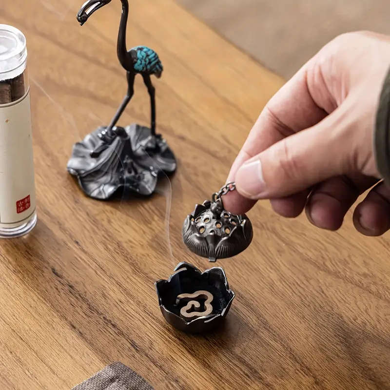 1 Elegant Metal Crane And Lotus Incense Burner